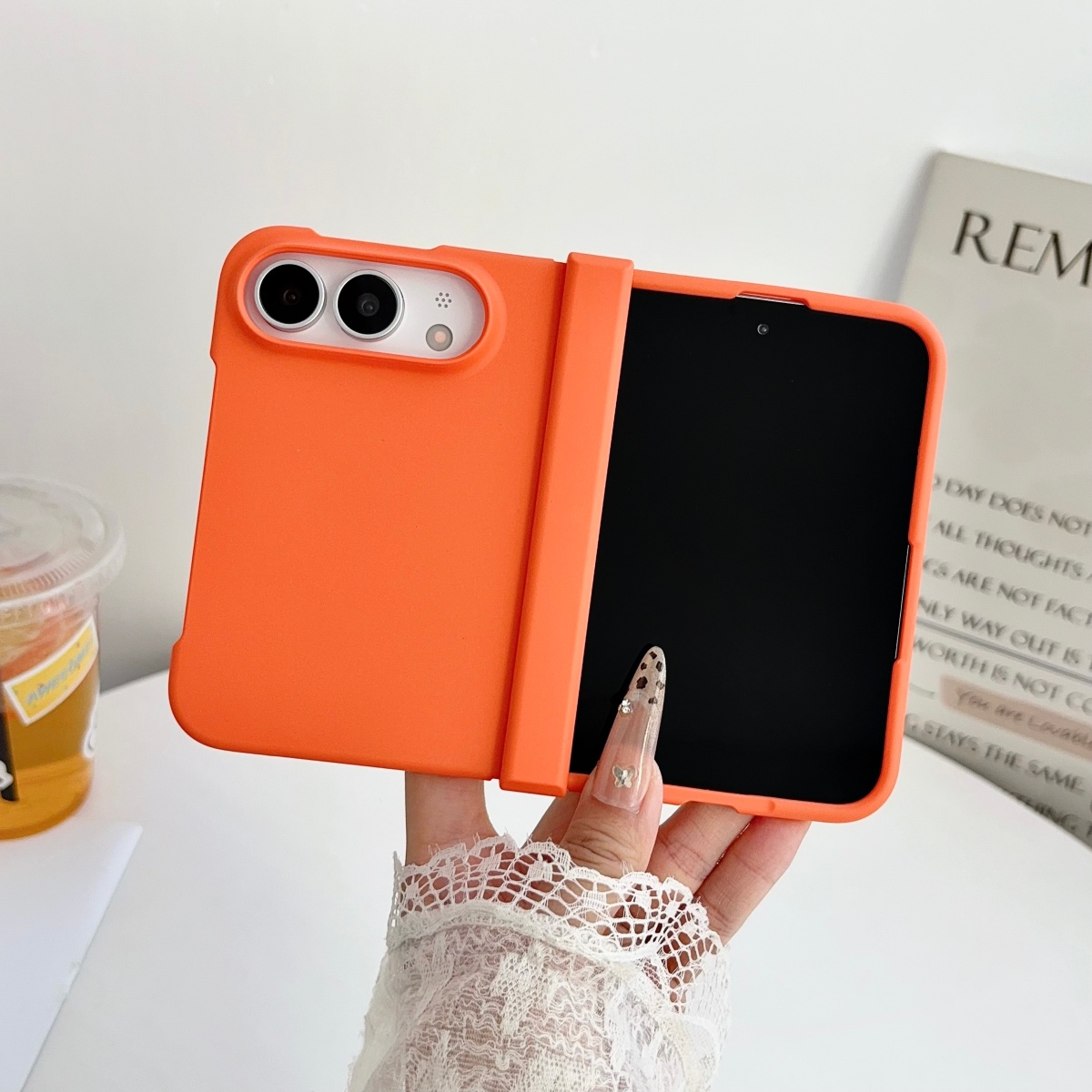 Matte Frosted Case - เคสโทรศัพท์แบบแข็งสีลูกกวาดบางเฉียบสำหรับ iPhone ดีไซน์หรูหรา สีพื้นเรียบหรู ป้องกันแรงกระแทก สัมผัสแบบผิวเรียบ